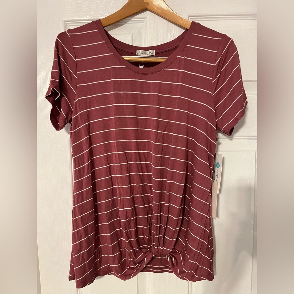 Nine Britton Burgundy Striped Short Sleeve Top